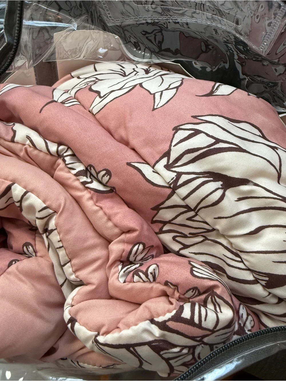 Madison Park Pink Floral Twin Comforter Set twin